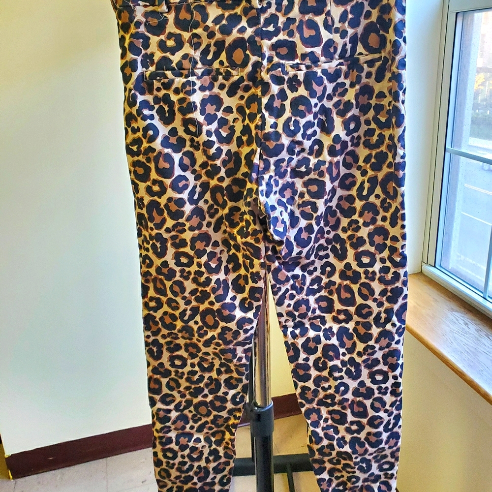 Ankle length trousers